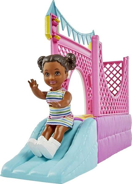 Ігровий набір Barbie Skipper Babysitters Bounce House з лялькою Skipper Babysitter (HHB67) КБ0187 фото