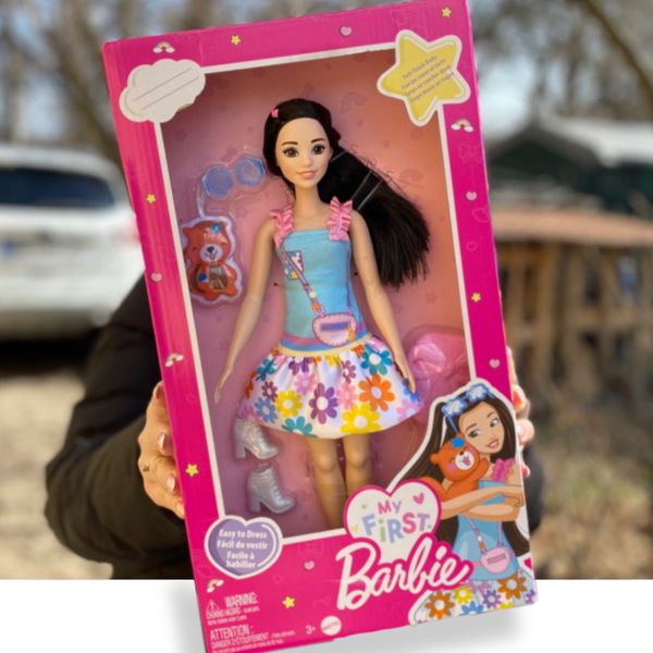 УЦІНКА (Прим'ята коробка) Лялька Моя перша Барбі Рене My First Barbie Renee Doll with Squirrel HLL22 БК0039 фото