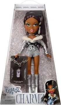 Кукла Bratz Charms Sasha Charm Bracelet - Братц Шарм Саша с Коллекционным браслетом-подвеской 599364 БЦ0035 фото