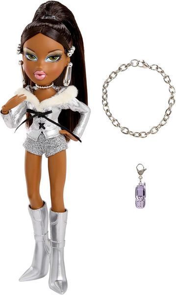 Кукла Bratz Charms Sasha Charm Bracelet - Братц Шарм Саша с Коллекционным браслетом-подвеской 599364 БЦ0035 фото