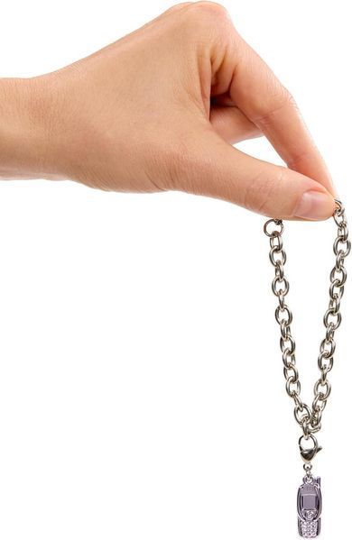 Кукла Bratz Charms Sasha Charm Bracelet - Братц Шарм Саша с Коллекционным браслетом-подвеской 599364 БЦ0035 фото