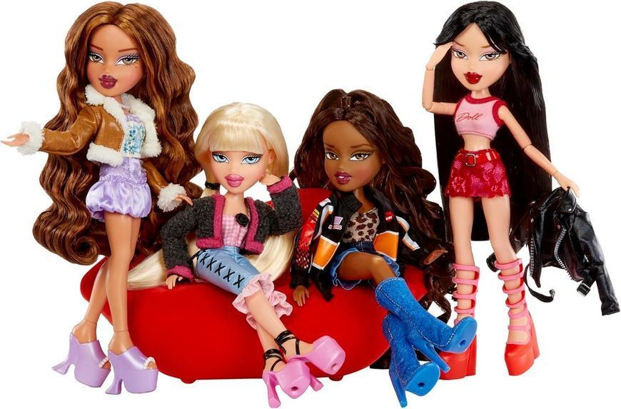 УЦІНКА (Прим'ята коробка) Колекційна Лялька Модниця Братц Хлоя Bratz Goin' Out! CLOE з аксесуарами 524199 БЦ0005у фото